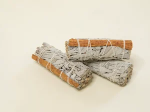 3 Piezas De Salvia Blanca Californiana Sahumerio Atados con Mix de Canela