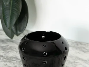 Maceta Para Orquídea Grande Con Forma De Nido Con Orificios En Línea. Color Negro. Diámetro 20 cm y Altura 14 cm